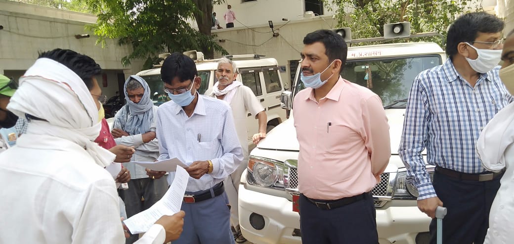  क्षेत्रीय इलेक्ट्रॉनिक मीडिया रिपोर्टरों एवं प्रिंट मीडिया के पत्रकारों के साथ आए दिन कर्मचारियों द्वारा अभद्रता करने के मामले प्रकाश में आ रहे हैं 
