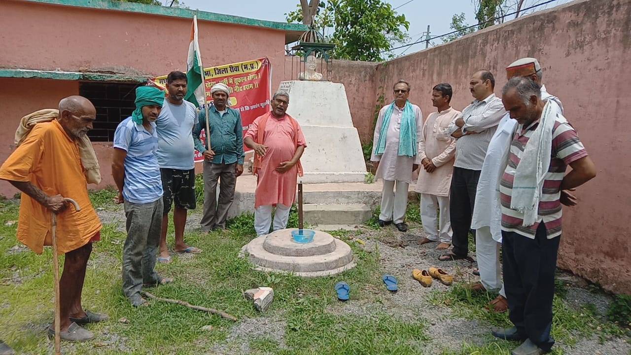 180बें दिन रामनारायण सिंह के नेतृत्व में जारी रहा धरना