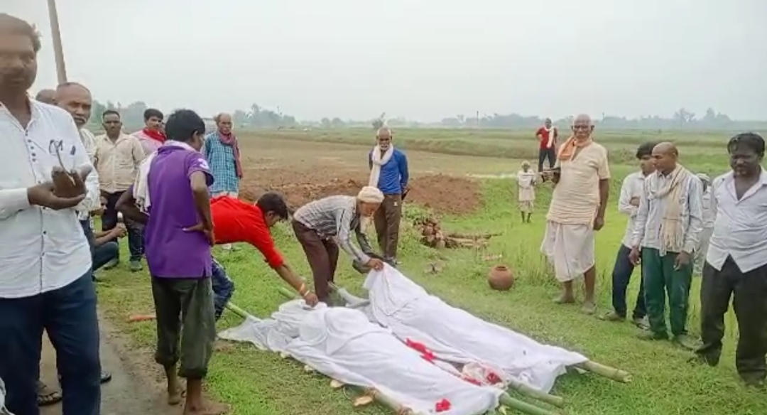 घर से कमाने निकले दो सगे भाइयों की घर में वापस लौट कर आई लाश