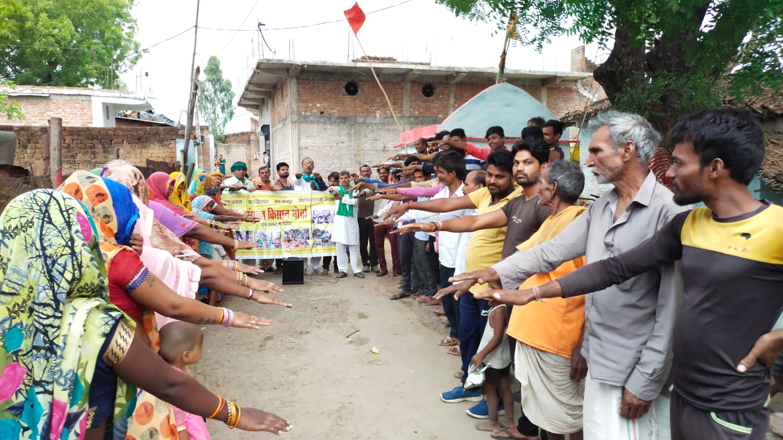 गोविंदगढ़ में भाजपा को जड़ से खत्म करने आंदोलनकारियों ने ली शपथ