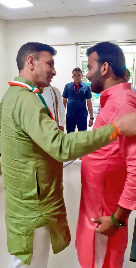 जीतू पटवारी पर दर्ज F.I.R भाजपा सरकार की बुजदिल हरकत है  - आशीष तिवारी ।